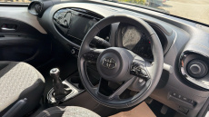 Toyota Aygo X 1.0 VVT-i Edge 5dr Petrol Hatchback